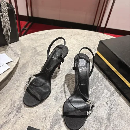 クリスチャン・ルブタン サンダル