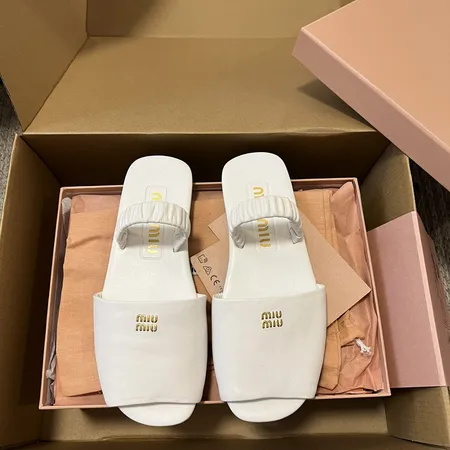 ミュウミュウ スリッパ