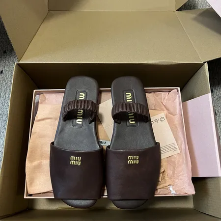 ミュウミュウ スリッパ