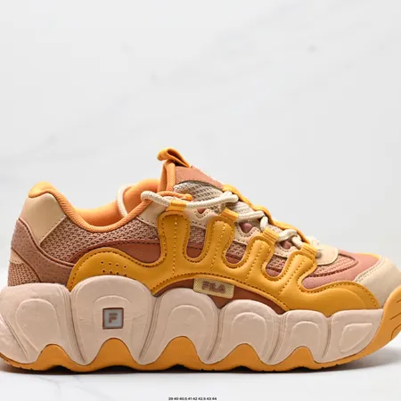 フィラ スニーカー