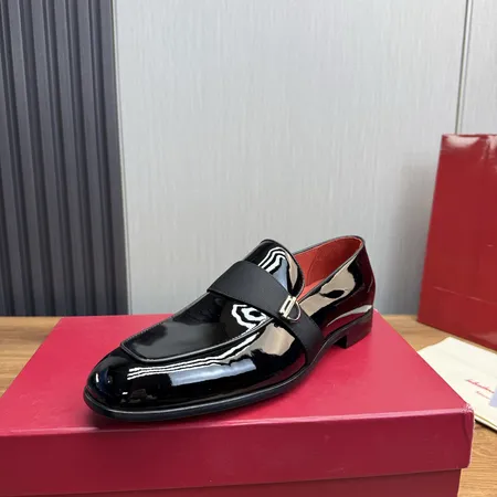 フェラガモ ビジネスシューズ