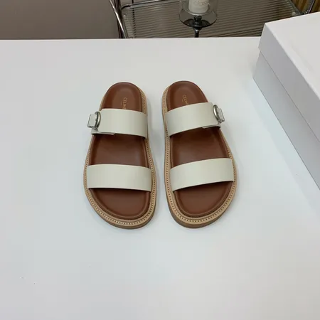 セリーヌ スリッパ