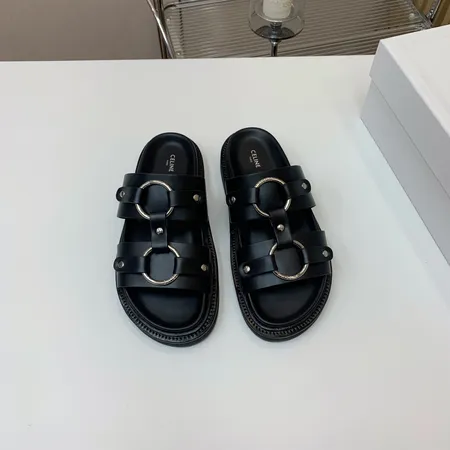 セリーヌ スリッパ