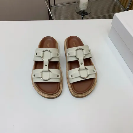 セリーヌ スリッパ