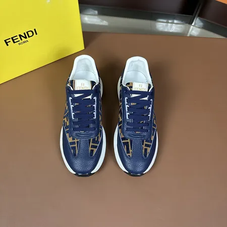 フェンディ カジュアルシューズ