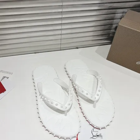 クリスチャン・ルブタン スリッパ