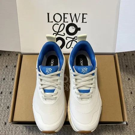 ロエベ スニーカー