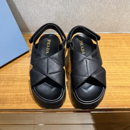 プラダ サンダル
