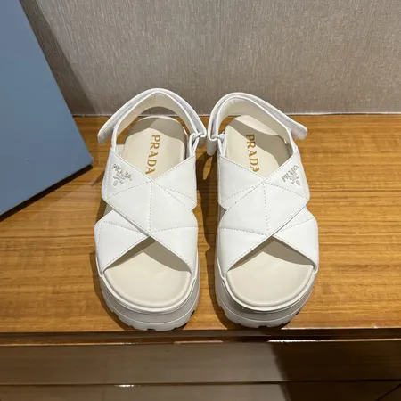 プラダ サンダル