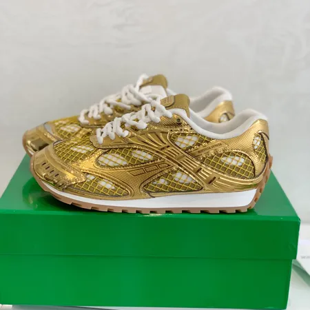 ボッテガ ヴェネタ カジュアルシューズ