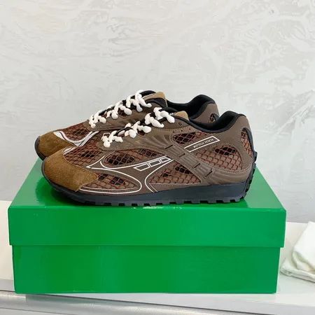 ボッテガ ヴェネタ カジュアルシューズ