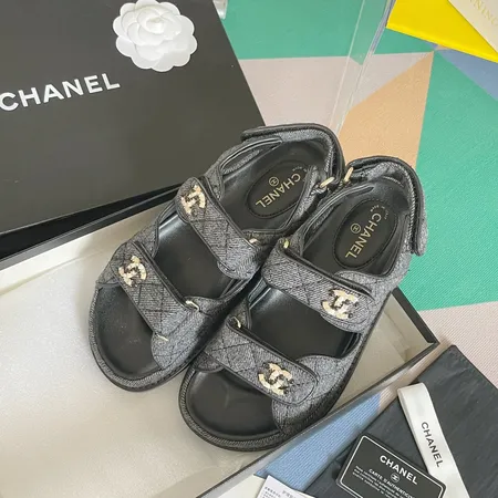 シャネル サンダル