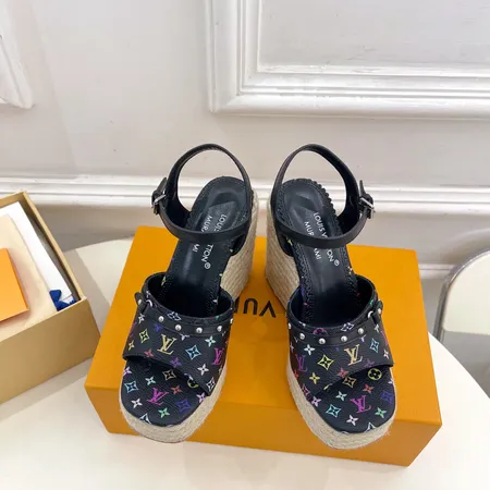 ルイヴィトン サンダル