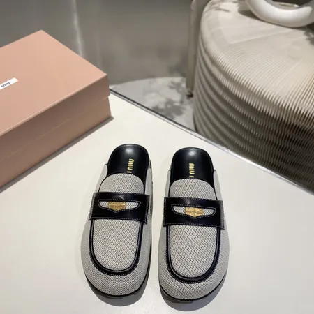 ミュウミュウ スリッパ