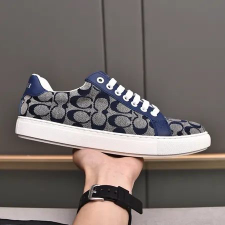 コーチ カジュアルシューズ