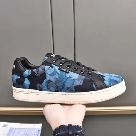 コーチ カジュアルシューズ