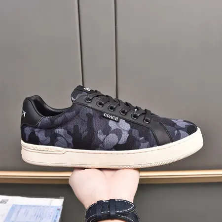 コーチ カジュアルシューズ