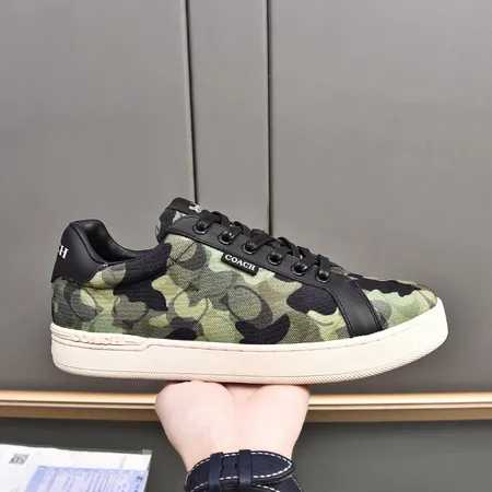 コーチ カジュアルシューズ