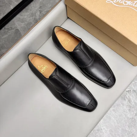 クリスチャン・ルブタン ビジネスシューズ