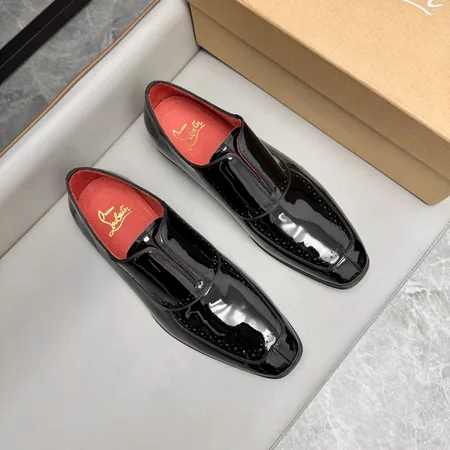 クリスチャン・ルブタン ビジネスシューズ