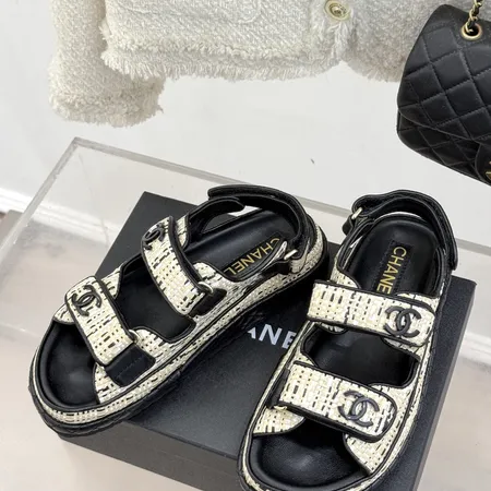 シャネル サンダル