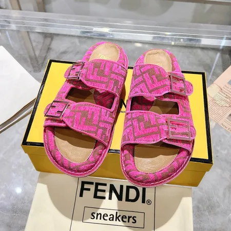 フェンディ スリッパ