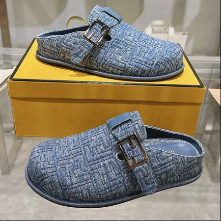 フェンディ スリッパ