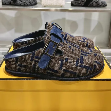 フェンディ スリッパ