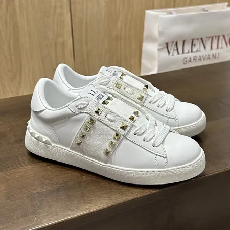 ヴァレンティノ カジュアルシューズ