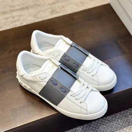 ヴァレンティノ カジュアルシューズ