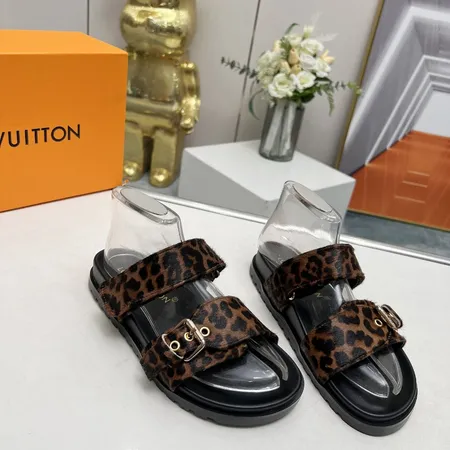 ルイヴィトン サンダル