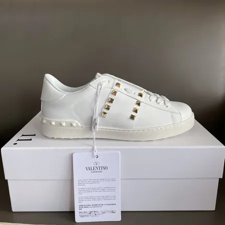 ヴァレンティノ カジュアルシューズ