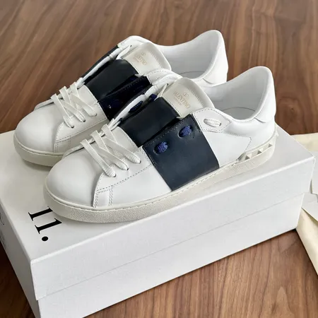 ヴァレンティノ カジュアルシューズ