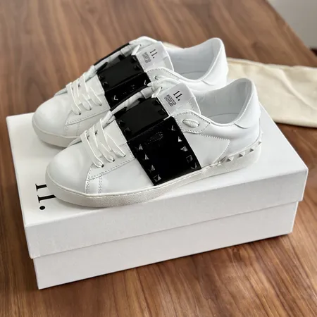 ヴァレンティノ カジュアルシューズ