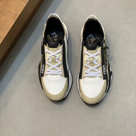 フェンディ スニーカー