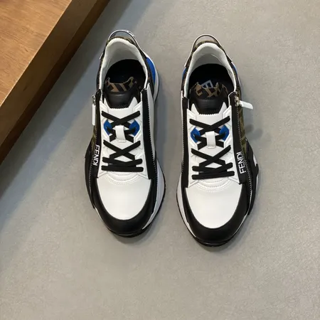 フェンディ スニーカー