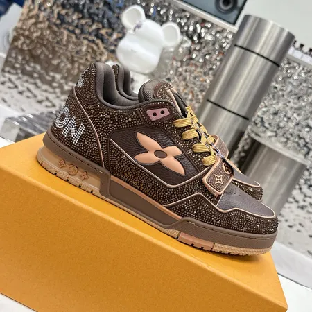 ルイヴィトン カジュアルシューズ