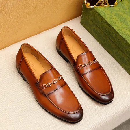 グッチ ビジネスシューズ