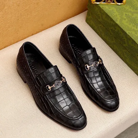 グッチ ビジネスシューズ