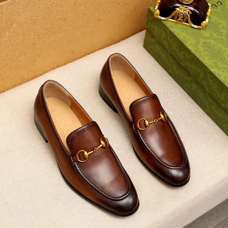 グッチ ビジネスシューズ