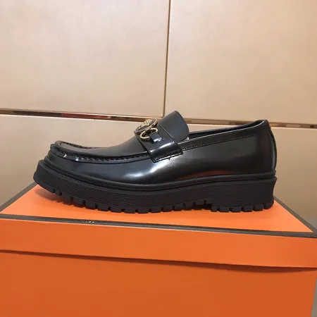 ヴェルサーチ ビジネスシューズ