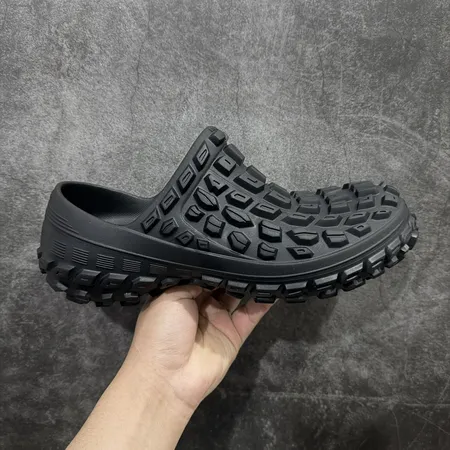 バレンシアガ スリッパ