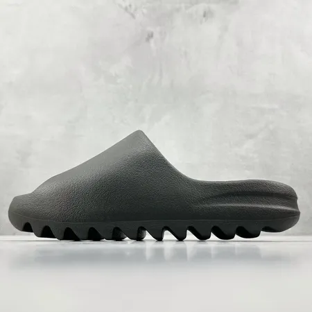 アディダス スリッパ