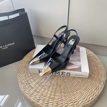 イブサンローラン サンダル