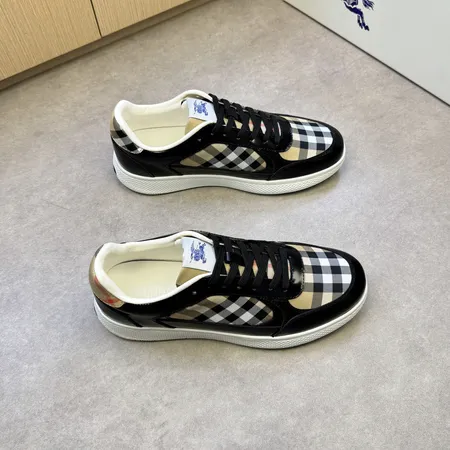 バーバリー ス カジュアルシューズ