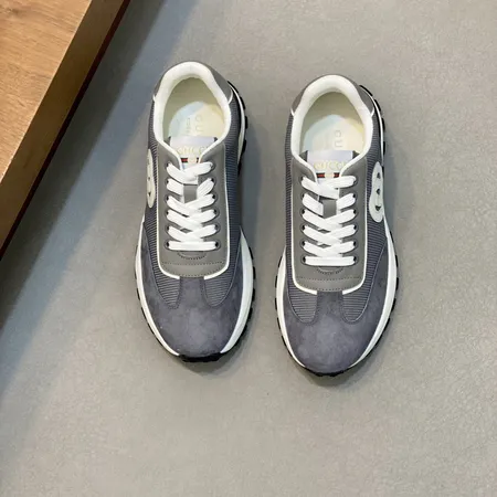 グッチ スニーカー