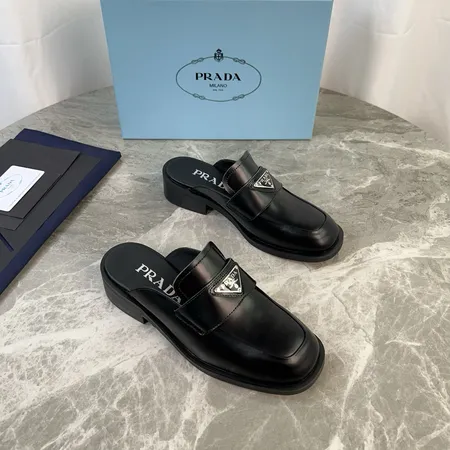 プラダ スリッパ