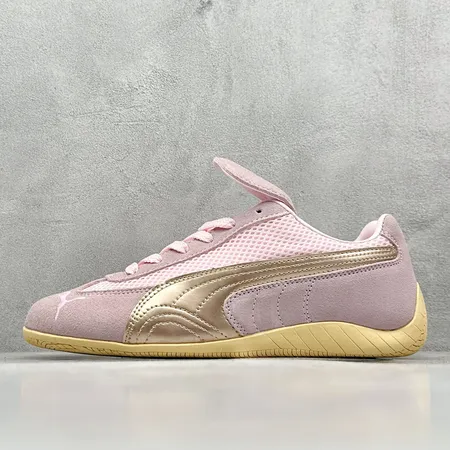 プーマ スニーカー