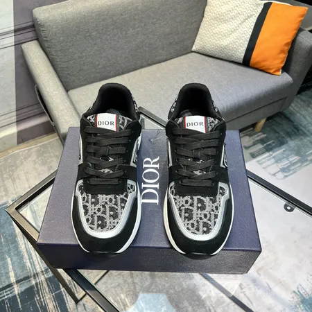 ディオール スニーカー