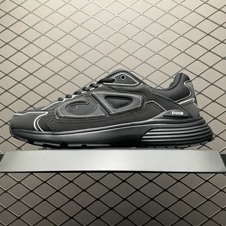 ディオール スニーカー